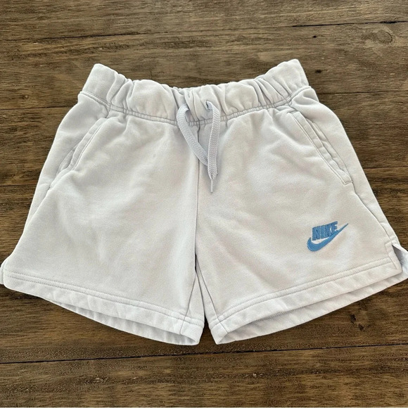 Nike Girls Large French Terry Pull On Shorts Sweats Light Blue Embroidered - Picture 1 of 4